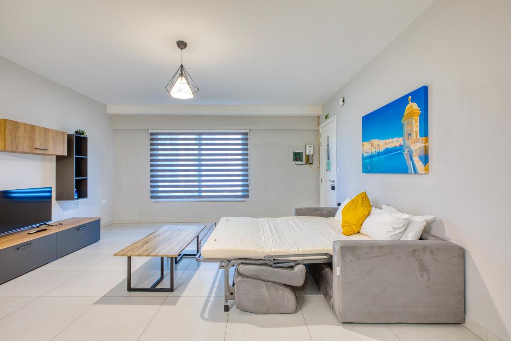 Unique Two Bedroom Apt With Huge Outdoor Area And Close To Entertainment Is-Swieqi Esterno foto